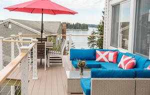 Charming 4-Bed Cottage with Bay Views near Boothbay Harbor - Southport, Maine