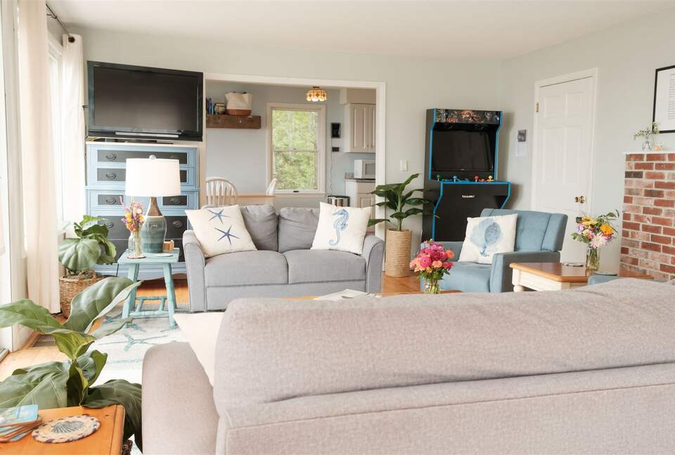 Charming 4-Bed Cottage with Bay Views near Boothbay Harbor - Southport, Maine