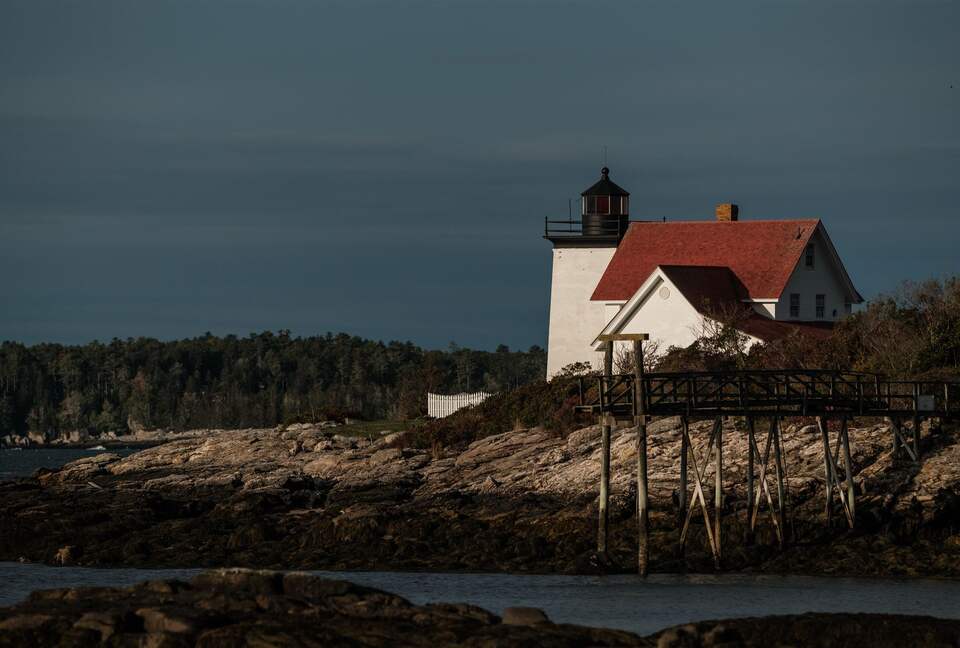 Charming 4-Bed Cottage with Bay Views near Boothbay Harbor - Southport, Maine