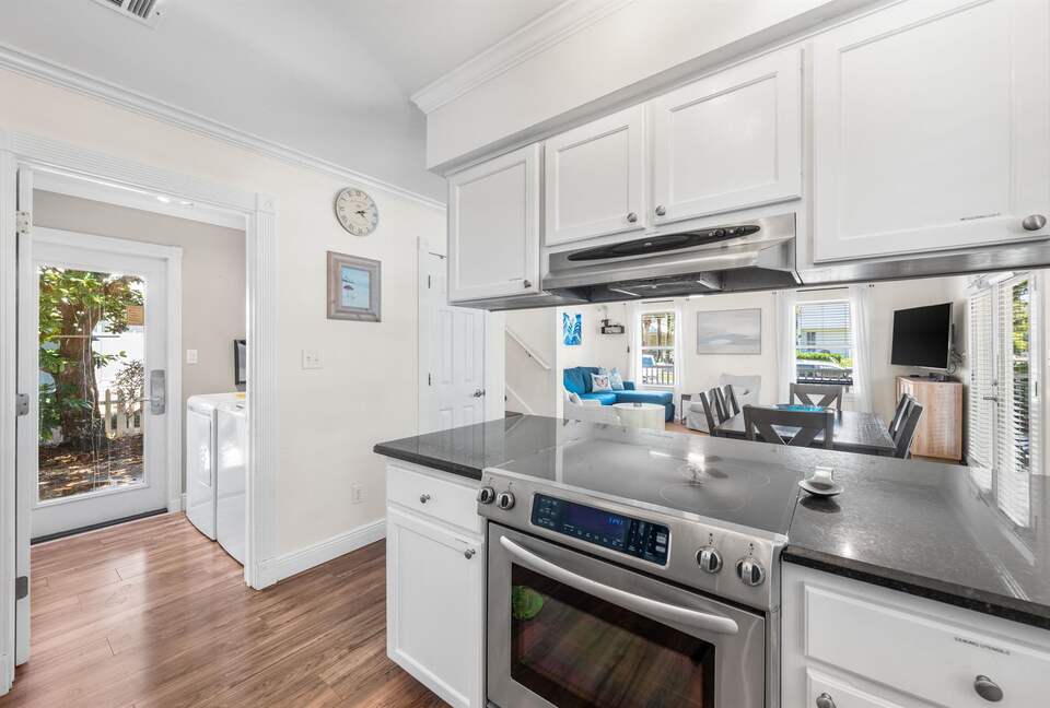 Family-Friendly Destin Escape | Walk to Beach & Shopping - Destin, Florida