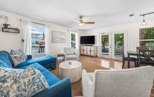 Family-Friendly Destin Escape | Walk to Beach & Shopping - Destin, Florida