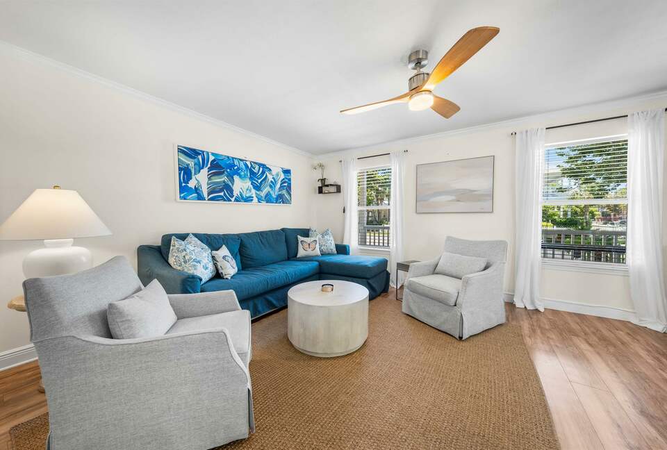 Family-Friendly Destin Escape | Walk to Beach & Shopping - Destin, Florida