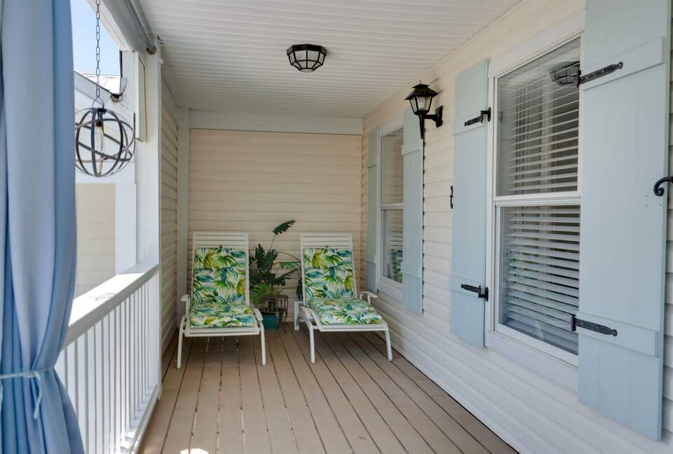 Family-Friendly Destin Escape | Walk to Beach & Shopping - Destin, Florida