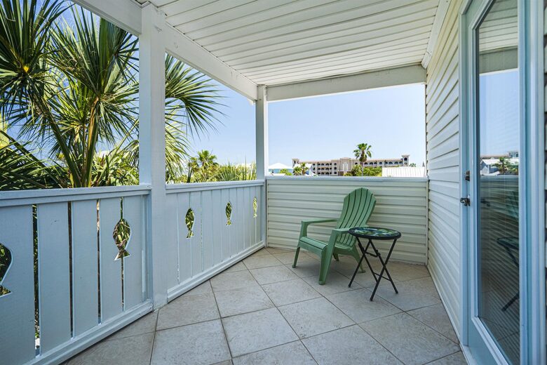 Family-Friendly Destin Escape | Walk to Beach & Shopping - Destin, Florida