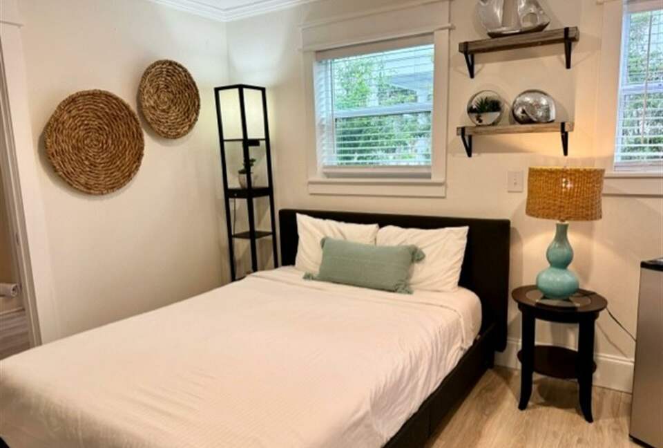 Family-Friendly Destin Escape | Walk to Beach & Shopping - Destin, Florida