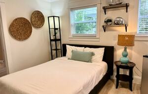 Family-Friendly Destin Escape | Walk to Beach & Shopping - Destin, Florida