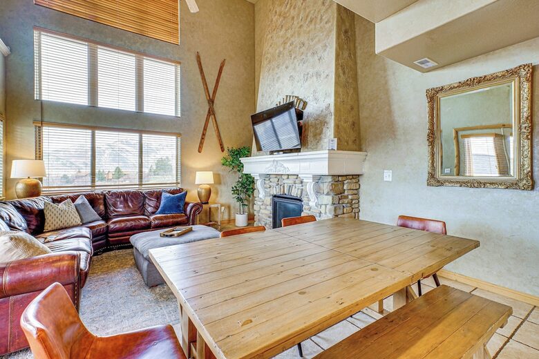 Spacious Moose Hollow Escape with Hot Tub & Mountain Views - Eden, Utah