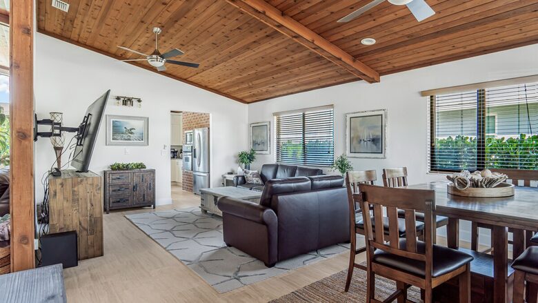 Grand River View | Waterfront Haven in Cape Coral - Cape Coral, Florida