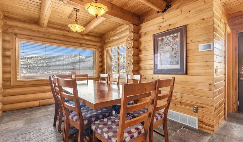 Dining Area with spectacular views, table seats 12