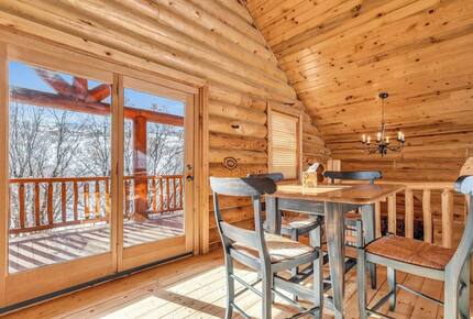 Upstairs loft that opens to upstairs balcony.