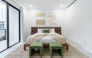 Luxury Grove Getaway – Designer Interiors & Tropical Vibes - Miami, Florida