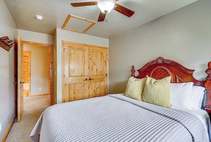 Spacious Moose Hollow Escape with Hot Tub & Mountain Views - Eden, Utah