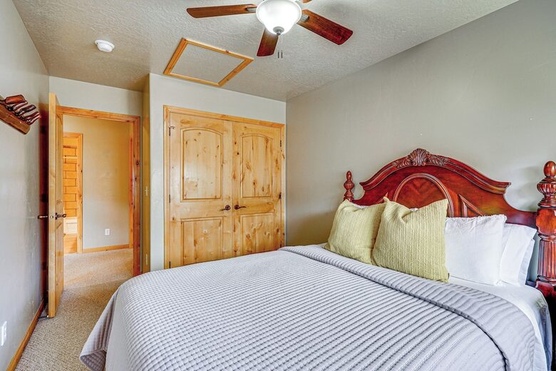 Spacious Moose Hollow Escape with Hot Tub & Mountain Views - Eden, Utah