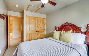 Spacious Moose Hollow Escape with Hot Tub & Mountain Views - Eden, Utah