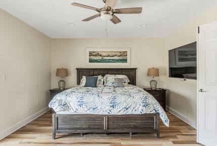 Grand River View | Waterfront Haven in Cape Coral - Cape Coral, Florida