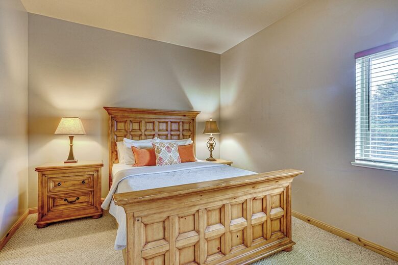 Spacious Moose Hollow Escape with Hot Tub & Mountain Views - Eden, Utah