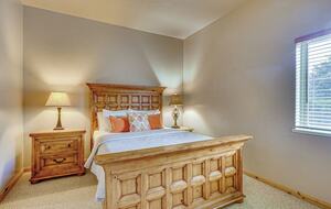 Spacious Moose Hollow Escape with Hot Tub & Mountain Views - Eden, Utah