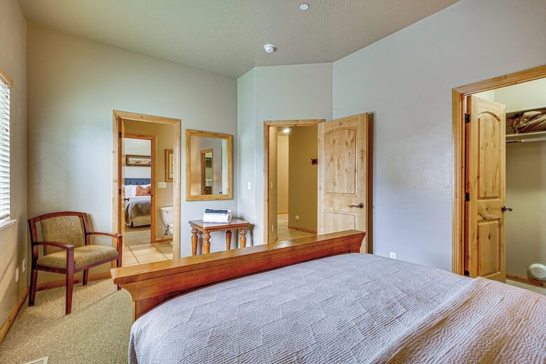 Spacious Moose Hollow Escape with Hot Tub & Mountain Views - Eden, Utah