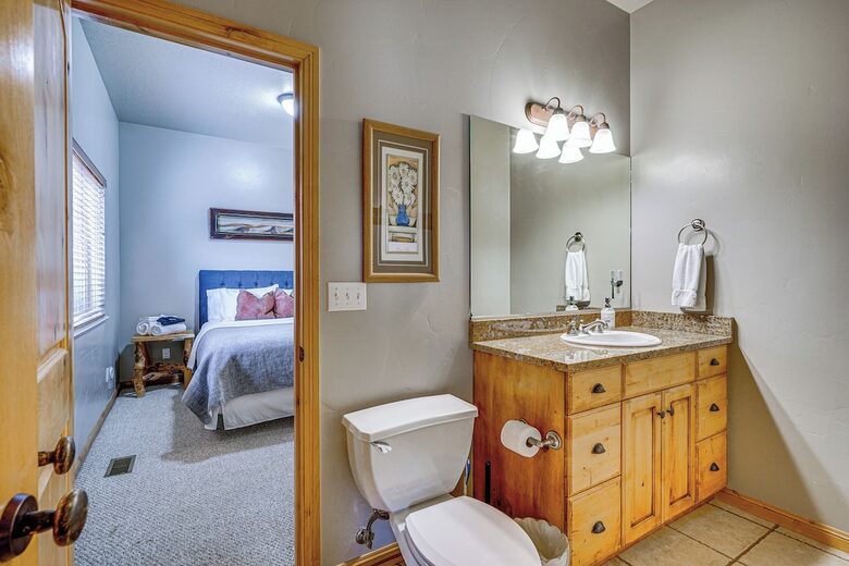 Spacious Moose Hollow Escape with Hot Tub & Mountain Views - Eden, Utah