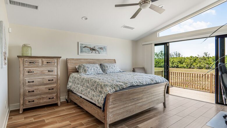 Grand River View | Waterfront Haven in Cape Coral - Cape Coral, Florida