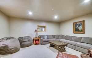 Spacious Moose Hollow Escape with Hot Tub & Mountain Views - Eden, Utah