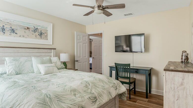 Grand River View | Waterfront Haven in Cape Coral - Cape Coral, Florida