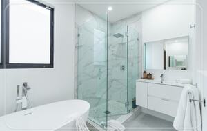 Luxury Grove Getaway – Designer Interiors & Tropical Vibes - Miami, Florida