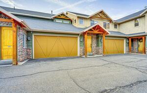 Spacious Moose Hollow Escape with Hot Tub & Mountain Views - Eden, Utah