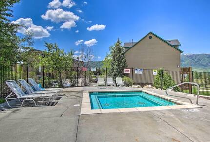 Spacious Moose Hollow Escape with Hot Tub & Mountain Views - Eden, Utah