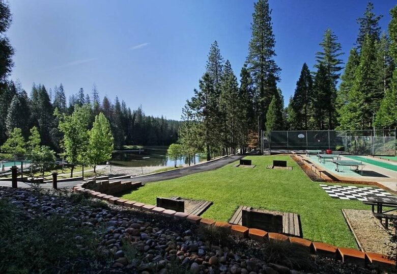 Modern Mountain Haven Near Bear Valley - Arnold, California