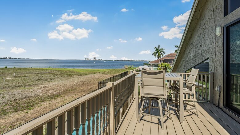 Grand River View | Waterfront Haven in Cape Coral - Cape Coral, Florida