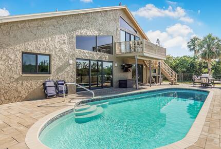 Grand River View | Waterfront Haven in Cape Coral - Cape Coral, Florida