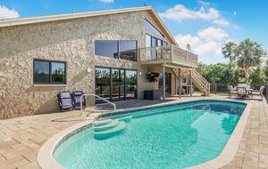 Grand River View | Waterfront Haven in Cape Coral - Cape Coral, Florida