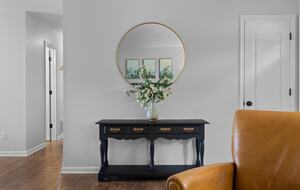 Modern Ridgeview Escape near Asheville - Horse Shoe, North Carolina