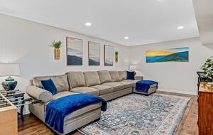 Modern Ridgeview Escape near Asheville - Horse Shoe, North Carolina