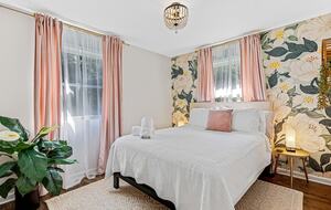 Modern Ridgeview Escape near Asheville - Horse Shoe, North Carolina