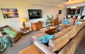 Panoramic Coastal Hideaway in West Maui - Lahaina, United States