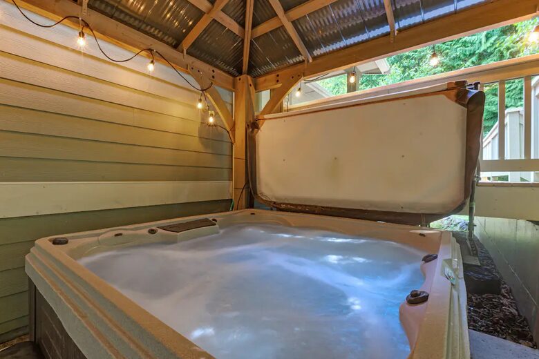 Deer Springs Retreat - Port Angeles, Washington