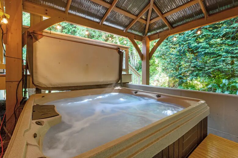 Deer Springs Retreat - Port Angeles, Washington