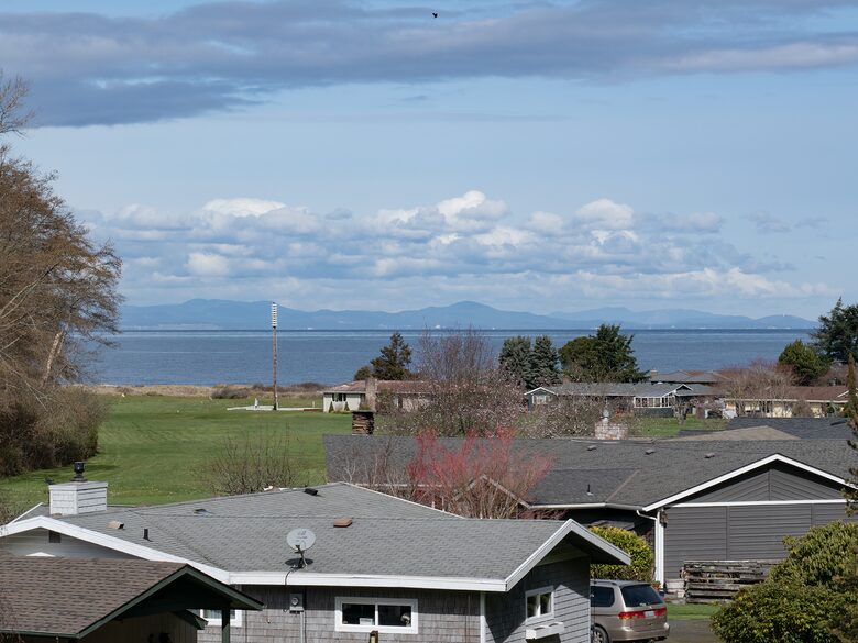 Deer Springs Retreat - Port Angeles, Washington