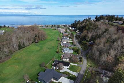Deer Springs Retreat - Port Angeles, Washington