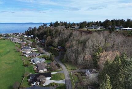 Deer Springs Retreat - Port Angeles, Washington