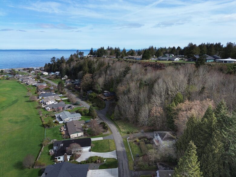 Deer Springs Retreat - Port Angeles, Washington
