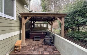 Deer Springs Retreat - Port Angeles, Washington