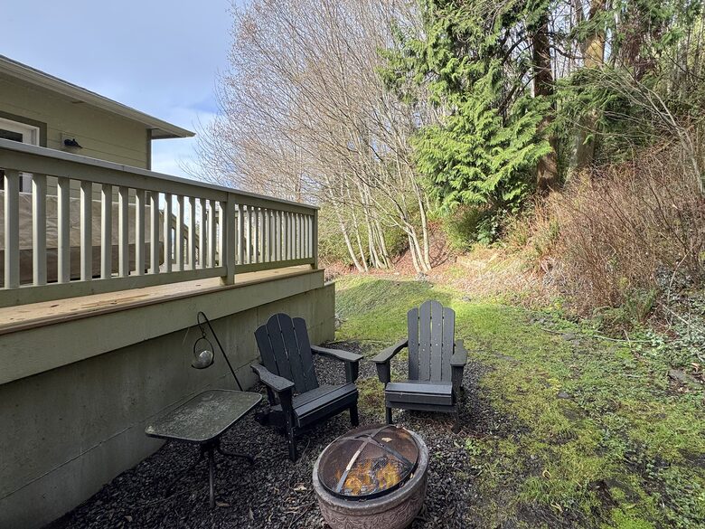 Deer Springs Retreat - Port Angeles, Washington