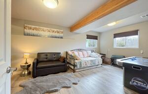 Deer Springs Retreat - Port Angeles, Washington