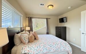 Deer Springs Retreat - Port Angeles, Washington