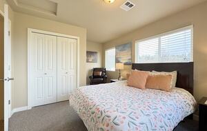 Deer Springs Retreat - Port Angeles, Washington