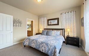 Deer Springs Retreat - Port Angeles, Washington