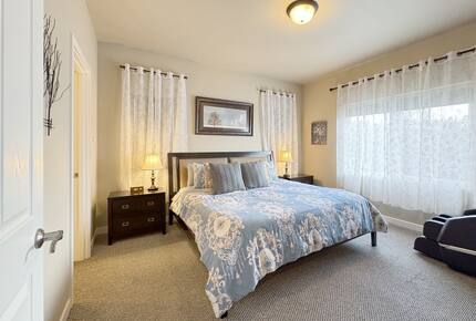 Deer Springs Retreat - Port Angeles, Washington